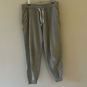 🙌🏻 EUC J Crew Men’s Joggers Gray